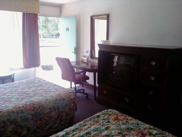 Motel Savannah Georgetown Room photo
